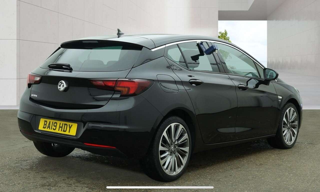 A 2019 VAUXHALL ASTRA 1.4i Turbo Elite Nav Hatchback 5dr Petrol Manual Euro 6 (s/s) (150 ps) Leat A 2019 VAUXHALL ASTRA 1.4i Turbo Elite Nav Hatchback 5dr Petrol Manual Euro 6 (s/s) (150 ps) Leat