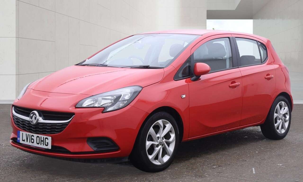 A 2016 VAUXHALL CORSA 1.4l 5dr 74 BHP Economical . A 2016 VAUXHALL CORSA 1.4l 5dr 74 BHP Economical .