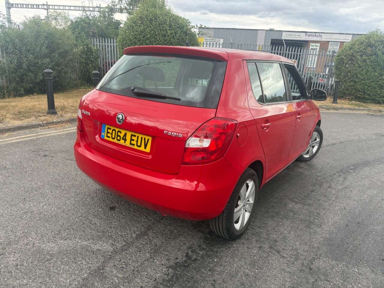 A 2014 SKODA FABIA 1.2 TSI SE Hatchback 5dr Petrol Manual Euro 5 (86 ps) 7 SERVICES A 2014 SKODA FABIA 1.2 TSI SE Hatchback 5dr Petrol Manual Euro 5 (86 ps) 7 SERVICES