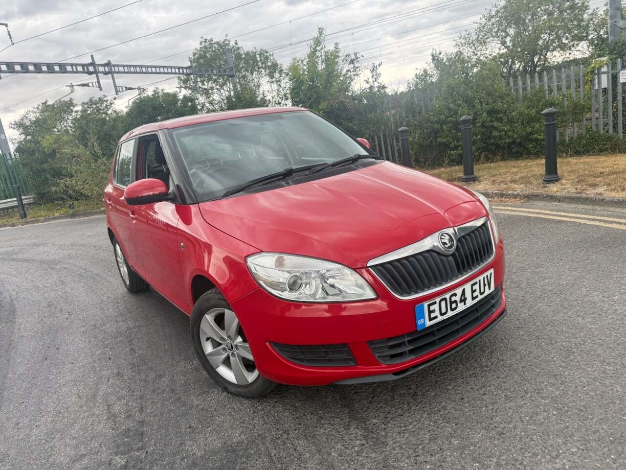 A 2014 SKODA FABIA 1.2 TSI SE Hatchback 5dr Petrol Manual Euro 5 (86 ps) 7 SERVICES A 2014 SKODA FABIA 1.2 TSI SE Hatchback 5dr Petrol Manual Euro 5 (86 ps) 7 SERVICES