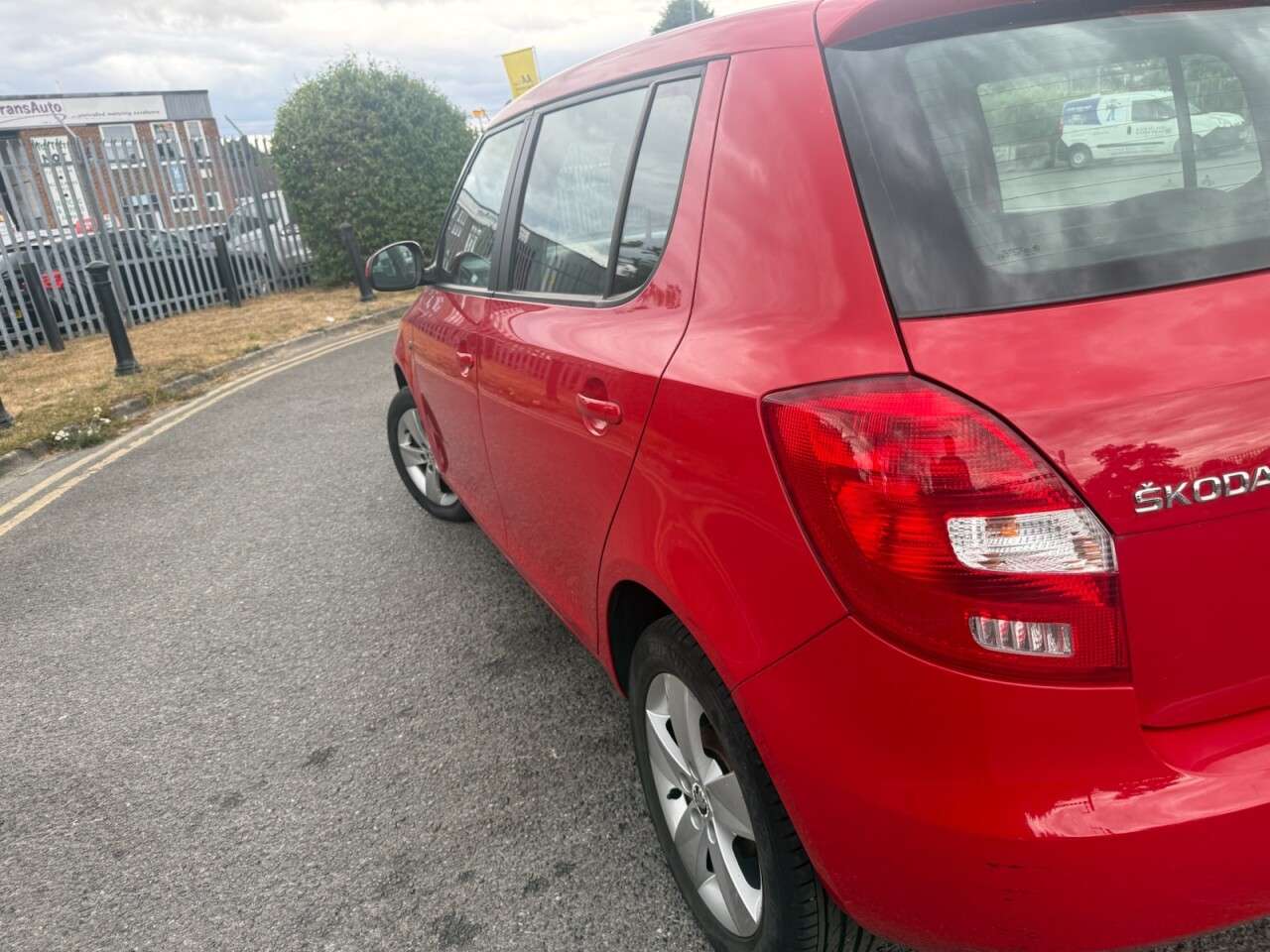 2014 SKODA FABIA 2014 SKODA FABIA