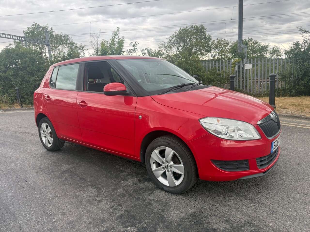 2014 SKODA FABIA 2014 SKODA FABIA