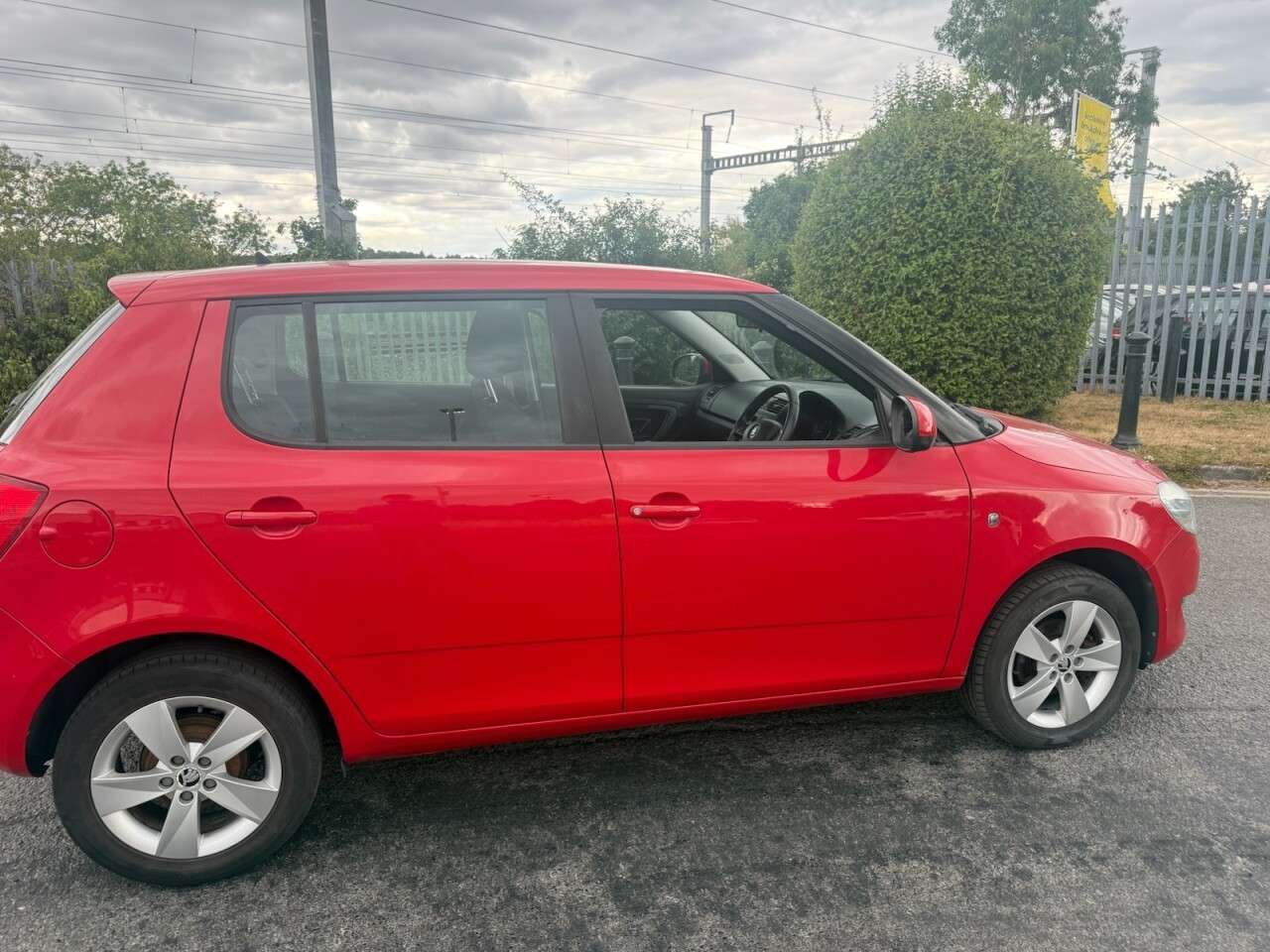 2014 SKODA FABIA 2014 SKODA FABIA