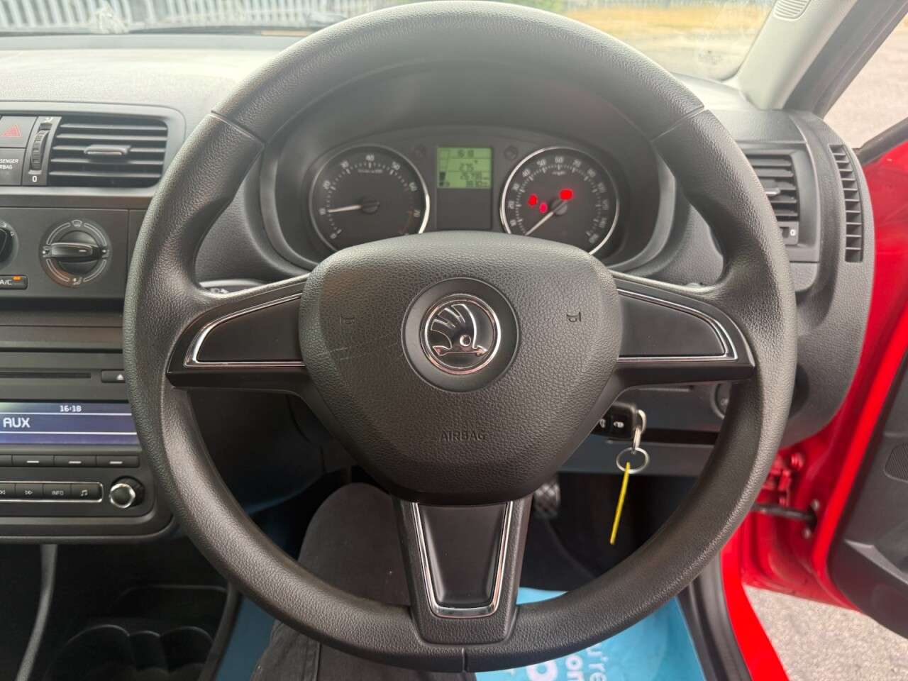 2014 SKODA FABIA 2014 SKODA FABIA
