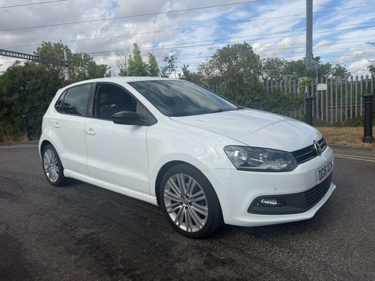 2016 VOLKSWAGEN POLO 2016 VOLKSWAGEN POLO