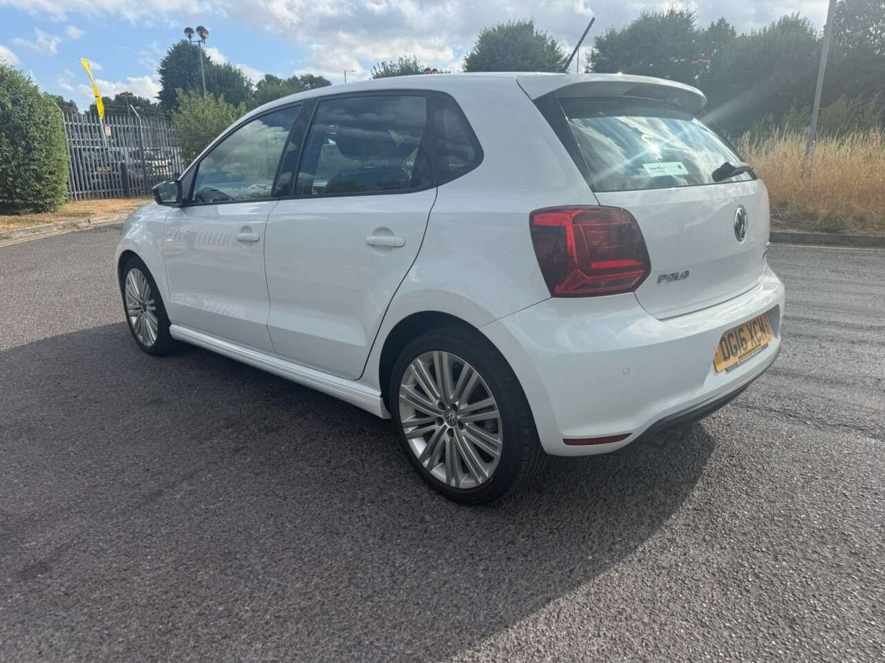 2016 VOLKSWAGEN POLO 2016 VOLKSWAGEN POLO