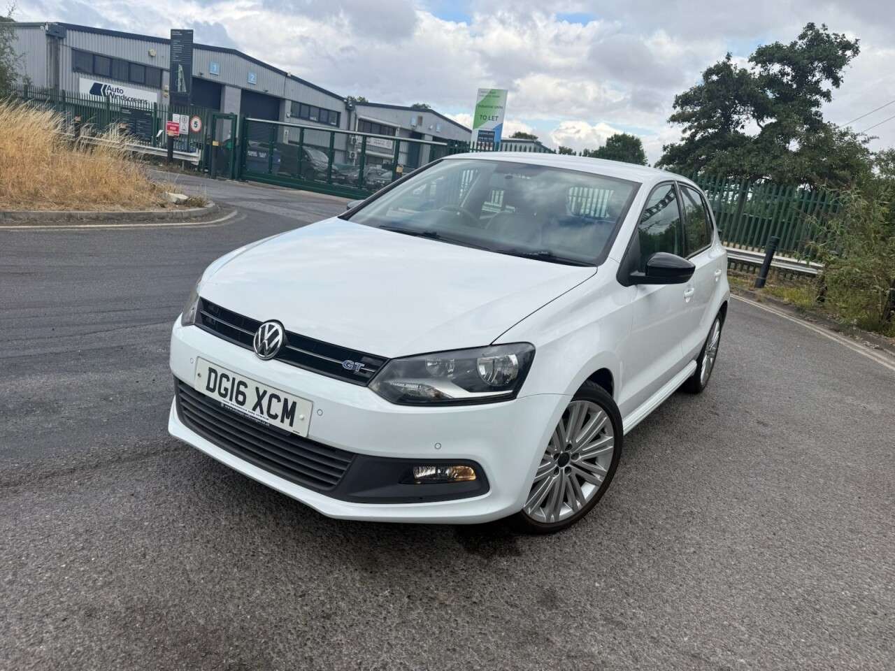 A 2016 VOLKSWAGEN POLO 1.4 TSI BlueMotion Tech ACT BlueGT Hatchback 5dr Petrol Manual Euro 6 (s/s) A 2016 VOLKSWAGEN POLO 1.4 TSI BlueMotion Tech ACT BlueGT Hatchback 5dr Petrol Manual Euro 6 (s/s)