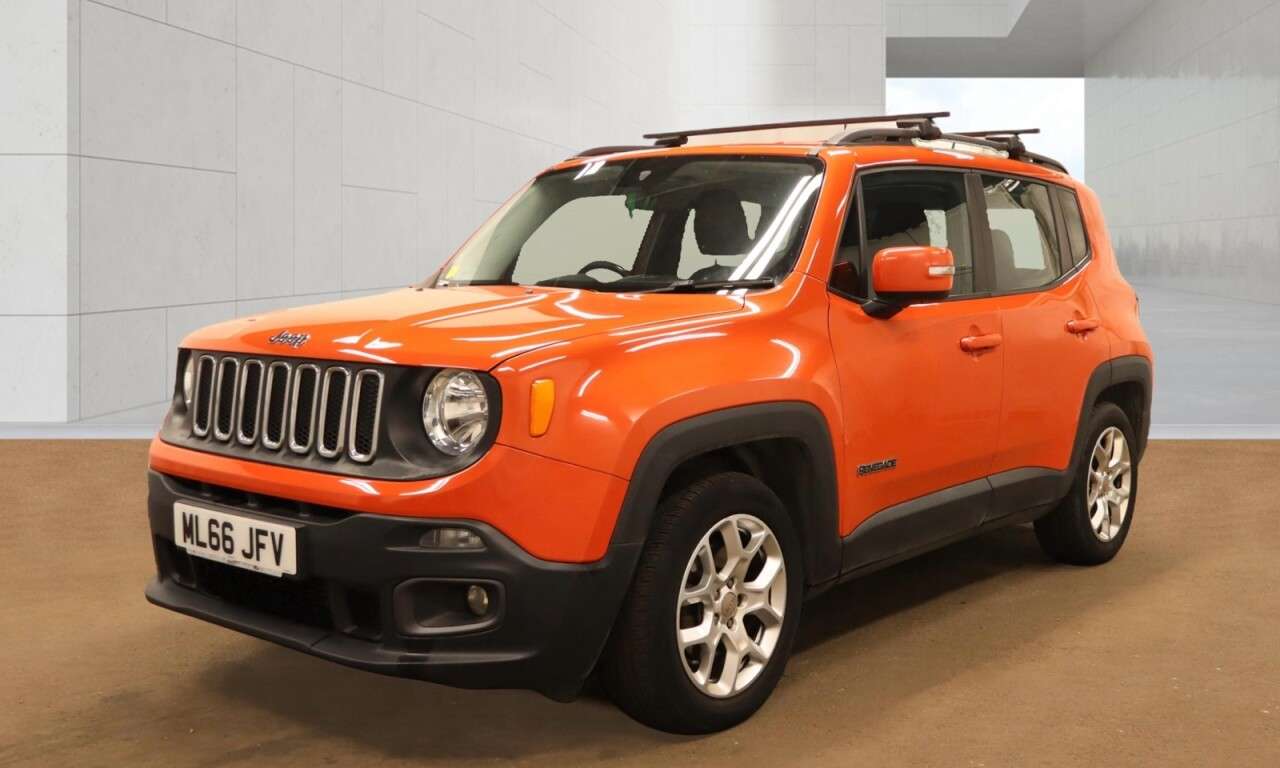A 2016 JEEP RENEGADE 1.4T MultiAirII Longitude SUV 5dr Petrol Manual Euro 6 (s/s) (140 ps) 12 Mo A 2016 JEEP RENEGADE 1.4T MultiAirII Longitude SUV 5dr Petrol Manual Euro 6 (s/s) (140 ps) 12 Mo