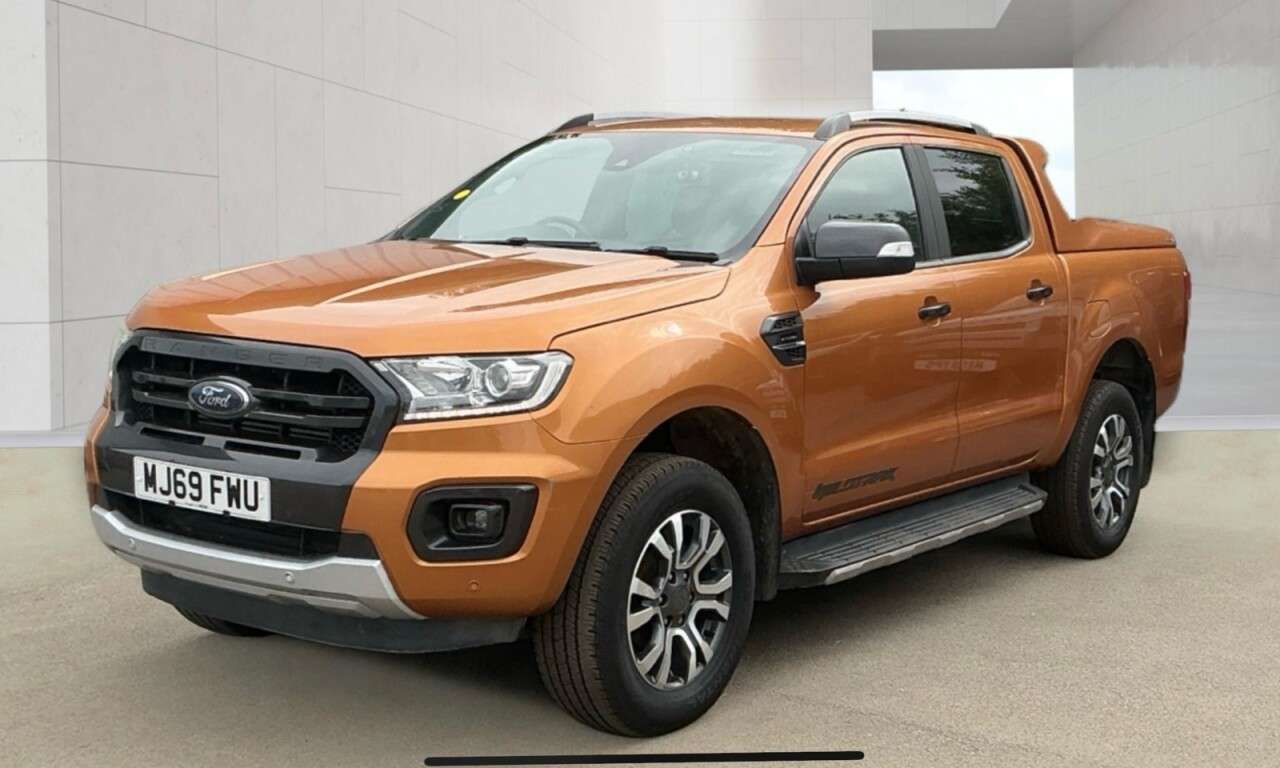 A 2019 FORD RANGER 2.0 EcoBlue Wildtrak Pickup Double Cab 4dr Diesel Auto 4WD Euro 6 (s/s) (21 A 2019 FORD RANGER 2.0 EcoBlue Wildtrak Pickup Double Cab 4dr Diesel Auto 4WD Euro 6 (s/s) (21