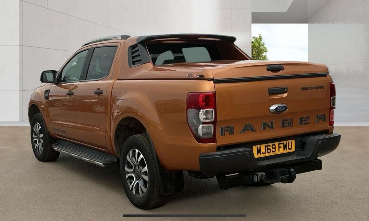 A 2019 FORD RANGER 2.0 EcoBlue Wildtrak Pickup Double Cab 4dr Diesel Auto 4WD Euro 6 (s/s) (21 A 2019 FORD RANGER 2.0 EcoBlue Wildtrak Pickup Double Cab 4dr Diesel Auto 4WD Euro 6 (s/s) (21