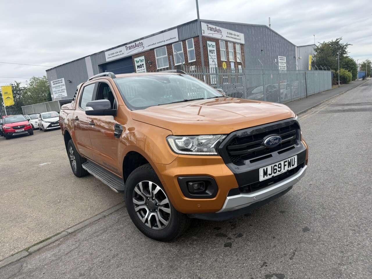 A 2019 FORD RANGER 2.0 EcoBlue Wildtrak Pickup Double Cab 4dr Diesel Auto 4WD Euro 6 (s/s) (21 A 2019 FORD RANGER 2.0 EcoBlue Wildtrak Pickup Double Cab 4dr Diesel Auto 4WD Euro 6 (s/s) (21