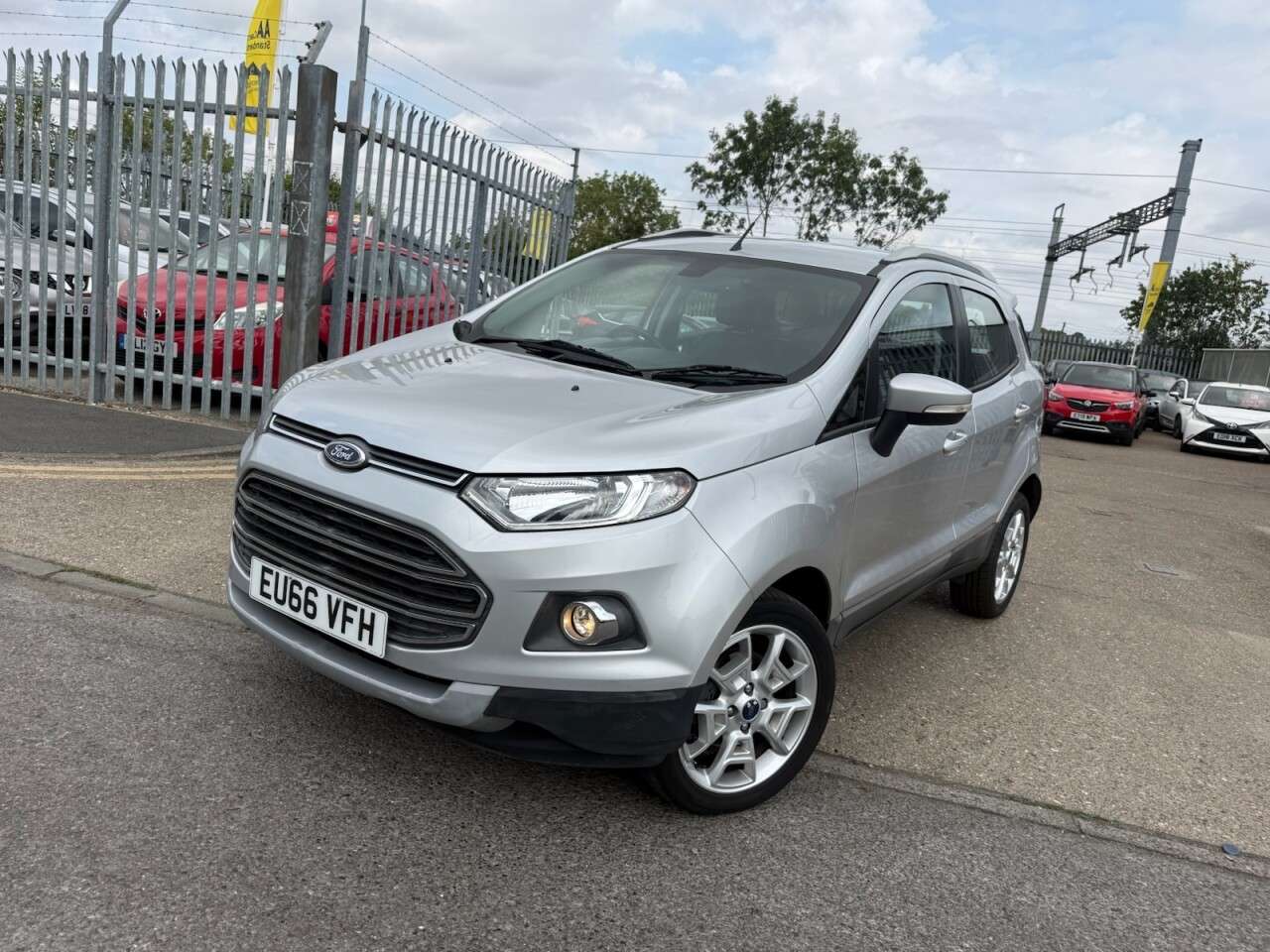 A 2016 FORD ECOSPORT 1.5 Titanium SUV 5dr Petrol Powershift 2WD Euro 5 (112 ps) Economical. Half A 2016 FORD ECOSPORT 1.5 Titanium SUV 5dr Petrol Powershift 2WD Euro 5 (112 ps) Economical. Half