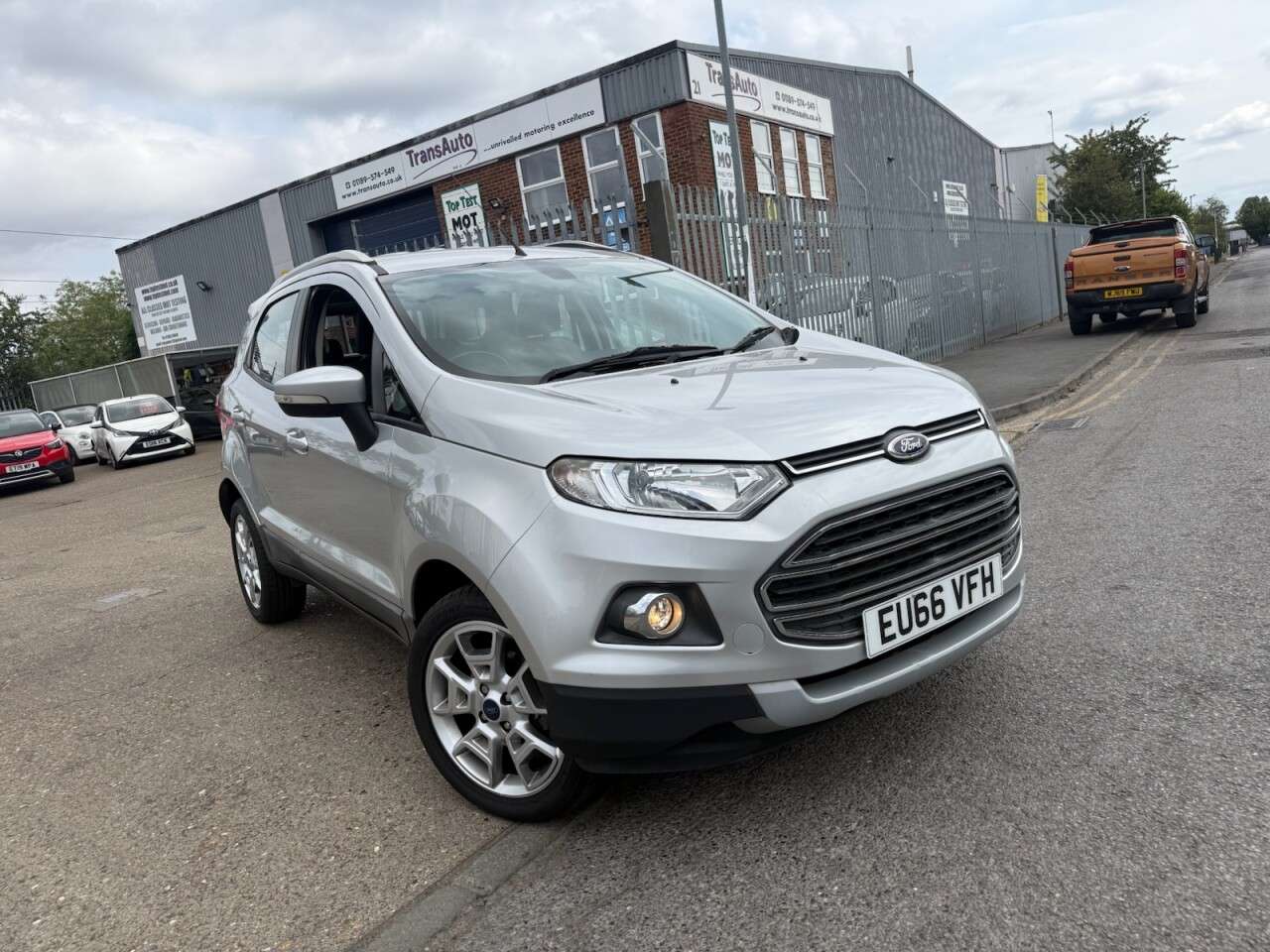 A 2016 FORD ECOSPORT 1.5 Titanium SUV 5dr Petrol Powershift 2WD Euro 5 (112 ps) Economical. Half A 2016 FORD ECOSPORT 1.5 Titanium SUV 5dr Petrol Powershift 2WD Euro 5 (112 ps) Economical. Half
