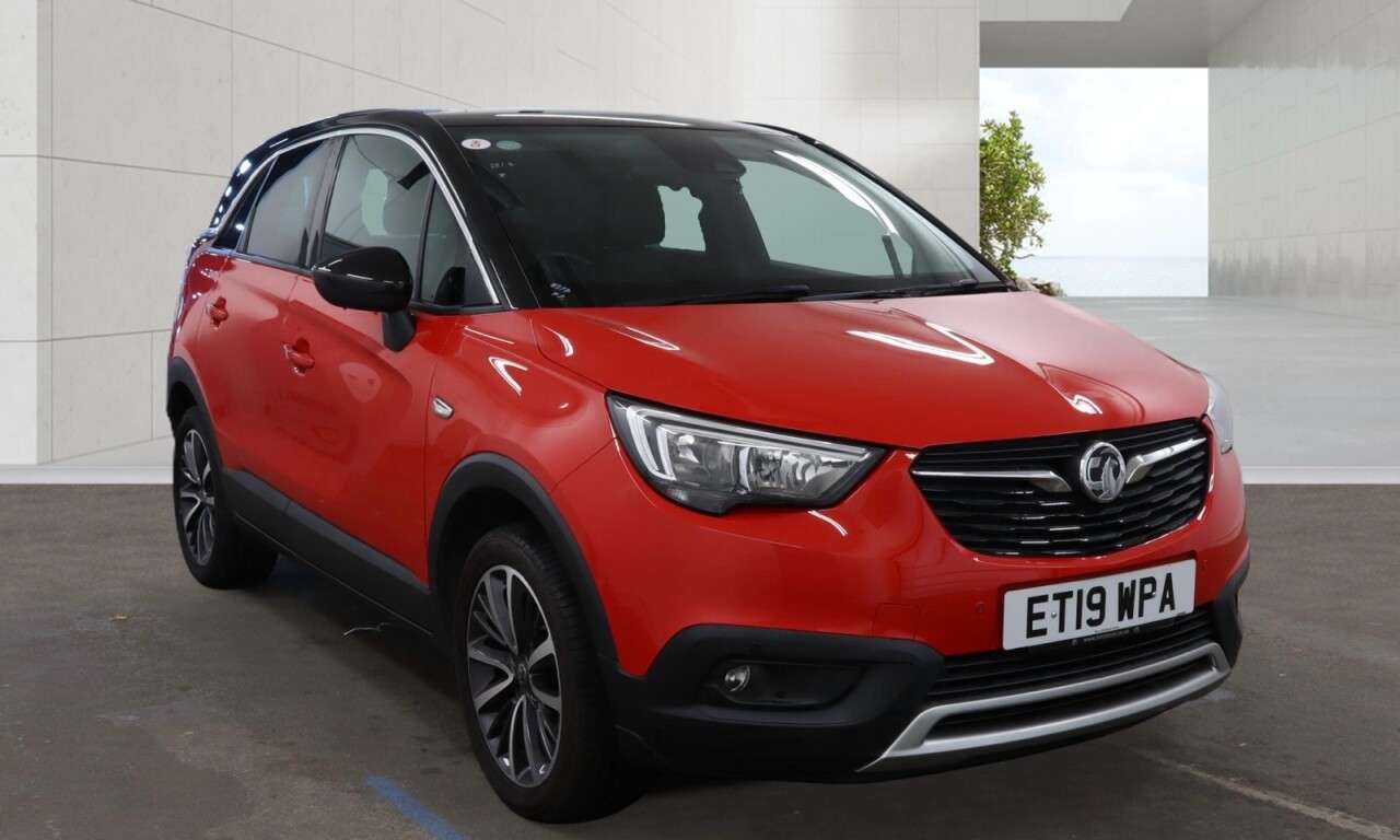 A 2019 VAUXHALL CROSSLAND X 1.2 Turbo GPF Elite Nav SUV 5dr Petrol Auto Euro 6 (s/s) (110 ps) Half Leat A 2019 VAUXHALL CROSSLAND X 1.2 Turbo GPF Elite Nav SUV 5dr Petrol Auto Euro 6 (s/s) (110 ps) Half Leat
