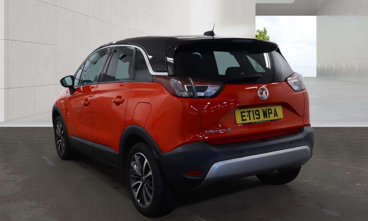 A 2019 VAUXHALL CROSSLAND X 1.2 Turbo GPF Elite Nav SUV 5dr Petrol Auto Euro 6 (s/s) (110 ps) Half Leat A 2019 VAUXHALL CROSSLAND X 1.2 Turbo GPF Elite Nav SUV 5dr Petrol Auto Euro 6 (s/s) (110 ps) Half Leat