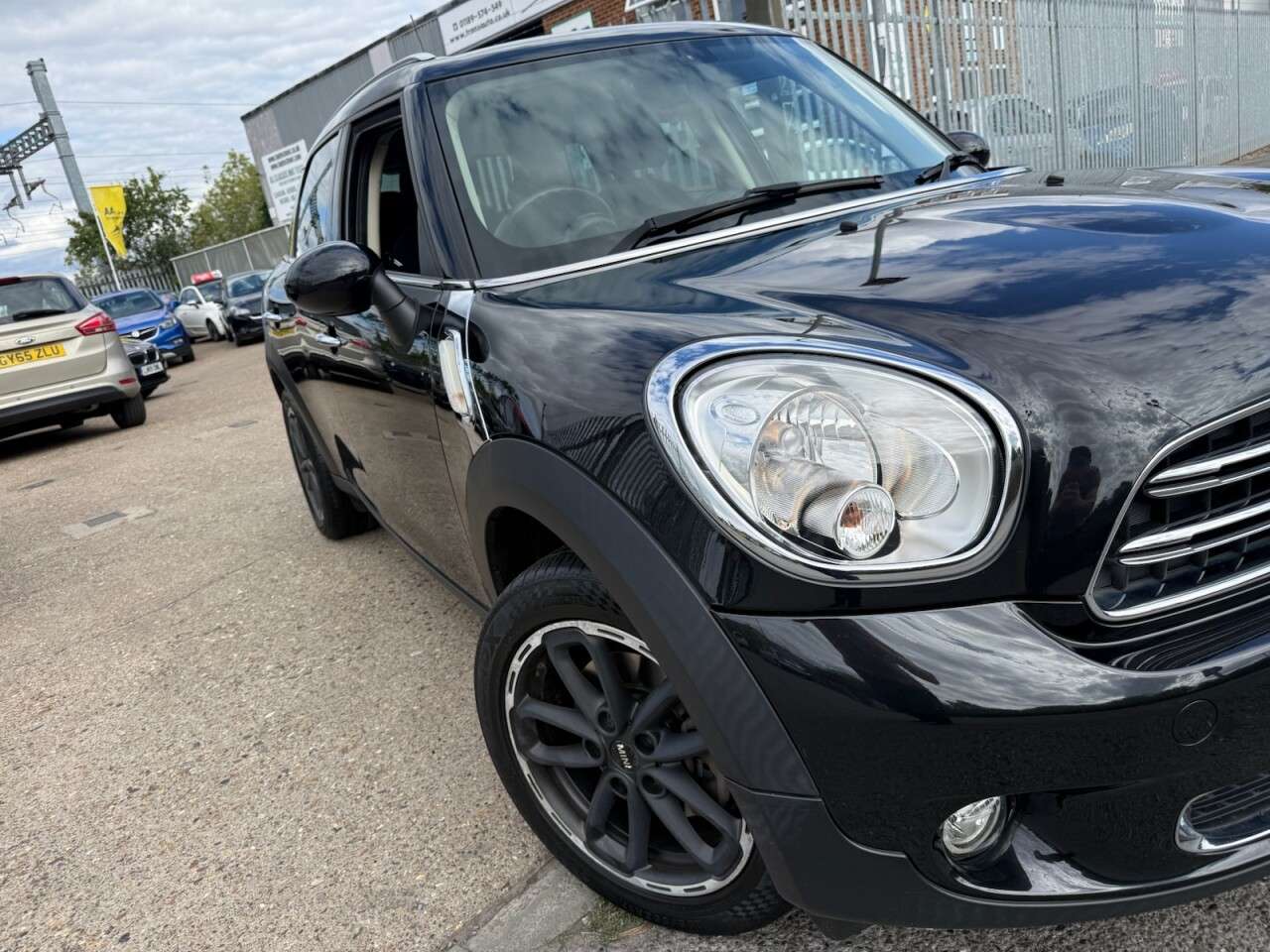 2016 MINI COUNTRYMAN 2016 MINI COUNTRYMAN