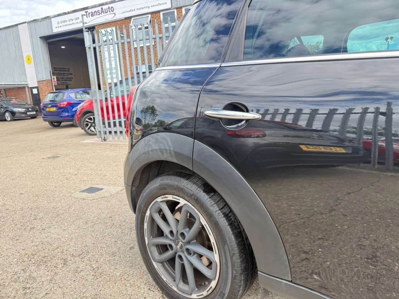 2016 MINI COUNTRYMAN 2016 MINI COUNTRYMAN