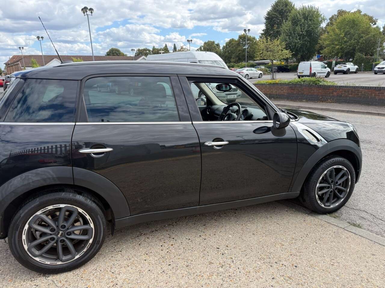 2016 MINI COUNTRYMAN 2016 MINI COUNTRYMAN