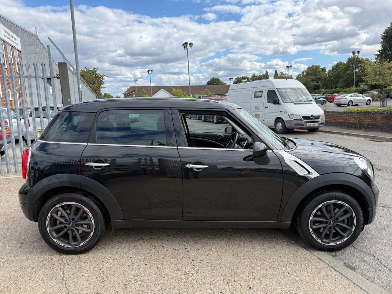 2016 MINI COUNTRYMAN 2016 MINI COUNTRYMAN