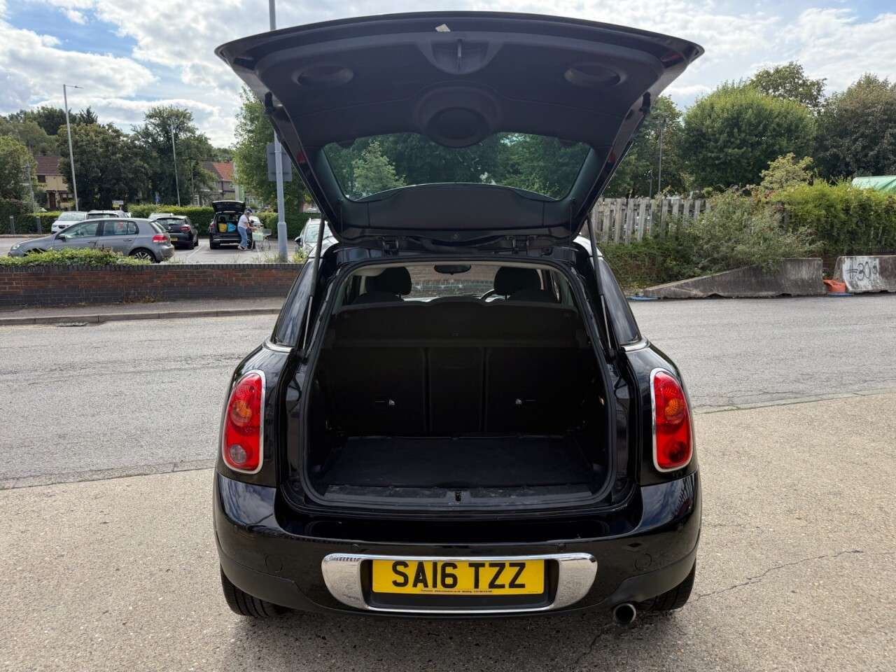 2016 MINI COUNTRYMAN 2016 MINI COUNTRYMAN