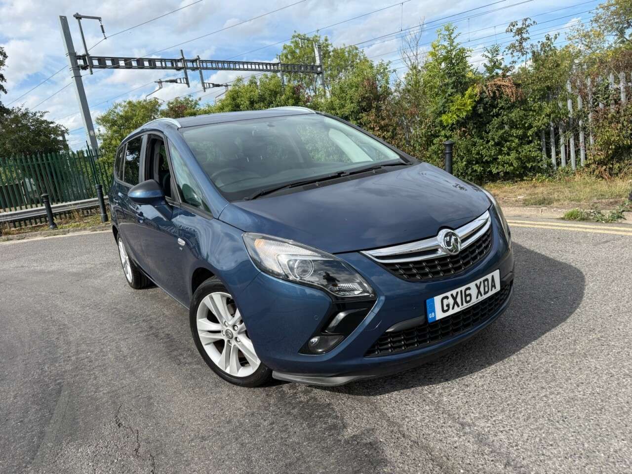 A 2016 VAUXHALL ZAFIRA TOURER 1.4i Turbo SRi MPV 5dr Petrol Auto Euro 6 (140 ps) 7 Seats, Euro 6. A 2016 VAUXHALL ZAFIRA TOURER 1.4i Turbo SRi MPV 5dr Petrol Auto Euro 6 (140 ps) 7 Seats, Euro 6.