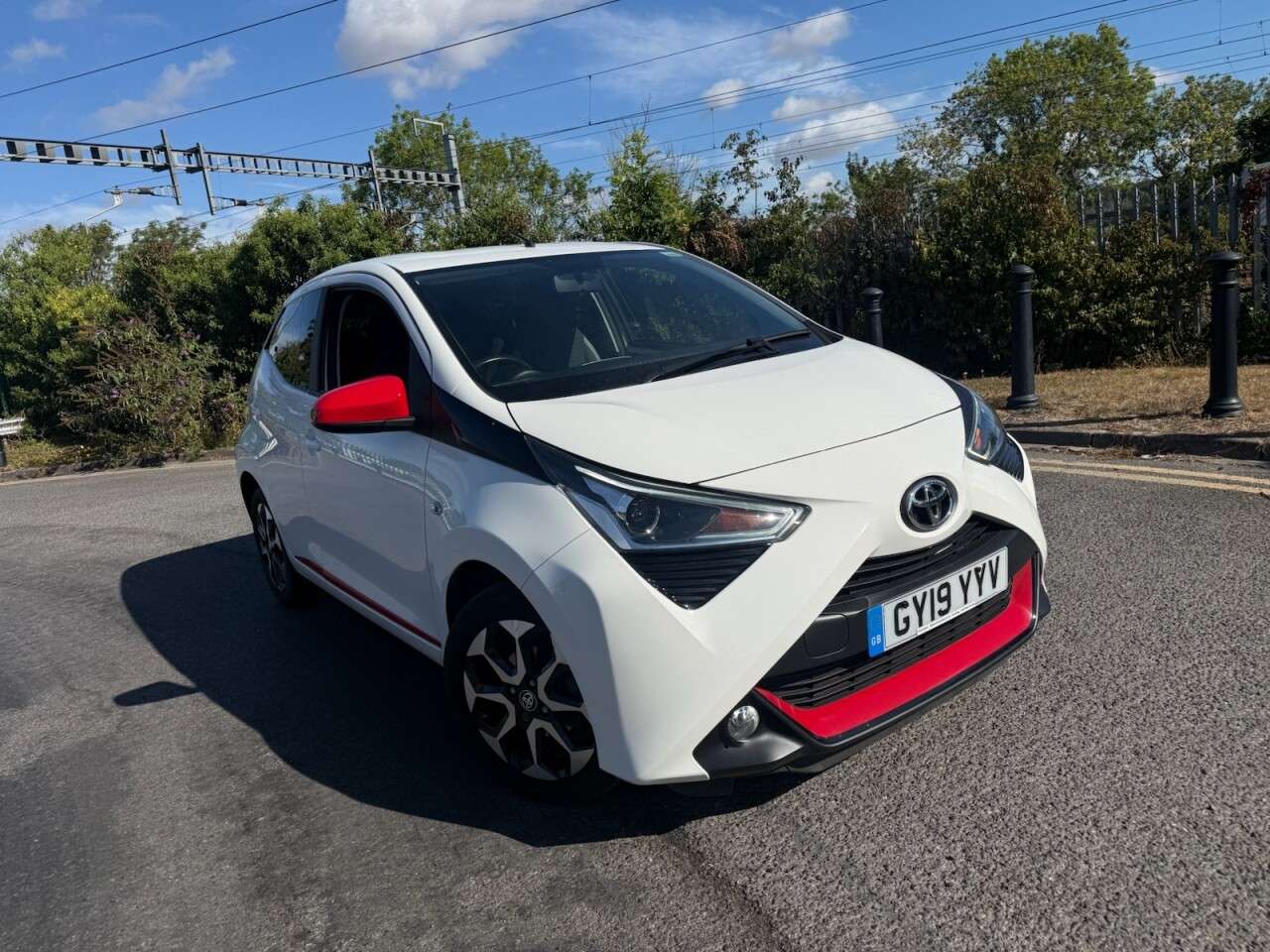 A 2019 TOYOTA AYGO 1.0 VVT-i x-trend Funroof 5dr Petrol x-shift Euro 6 (71 ps) Economical .Hat A 2019 TOYOTA AYGO 1.0 VVT-i x-trend Funroof 5dr Petrol x-shift Euro 6 (71 ps) Economical .Hat