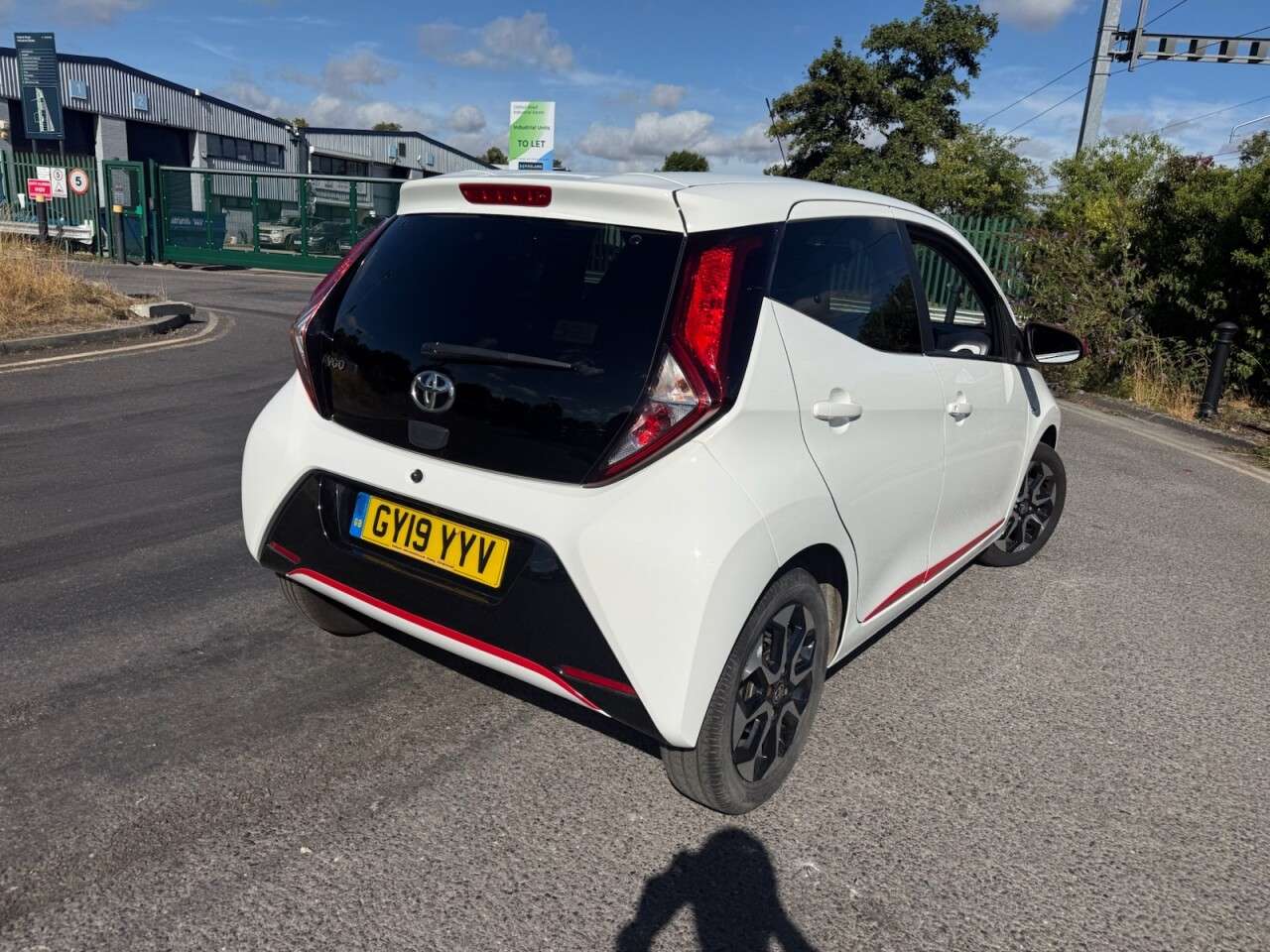 A 2019 TOYOTA AYGO 1.0 VVT-i x-trend Funroof 5dr Petrol x-shift Euro 6 (71 ps) Economical .Hat A 2019 TOYOTA AYGO 1.0 VVT-i x-trend Funroof 5dr Petrol x-shift Euro 6 (71 ps) Economical .Hat