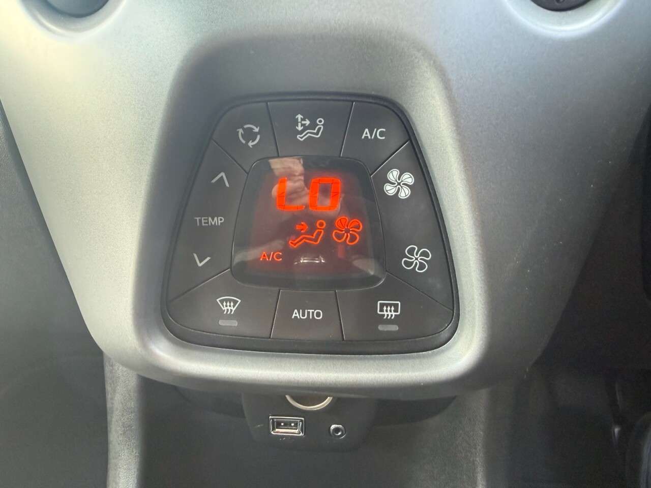 2019 TOYOTA AYGO 2019 TOYOTA AYGO