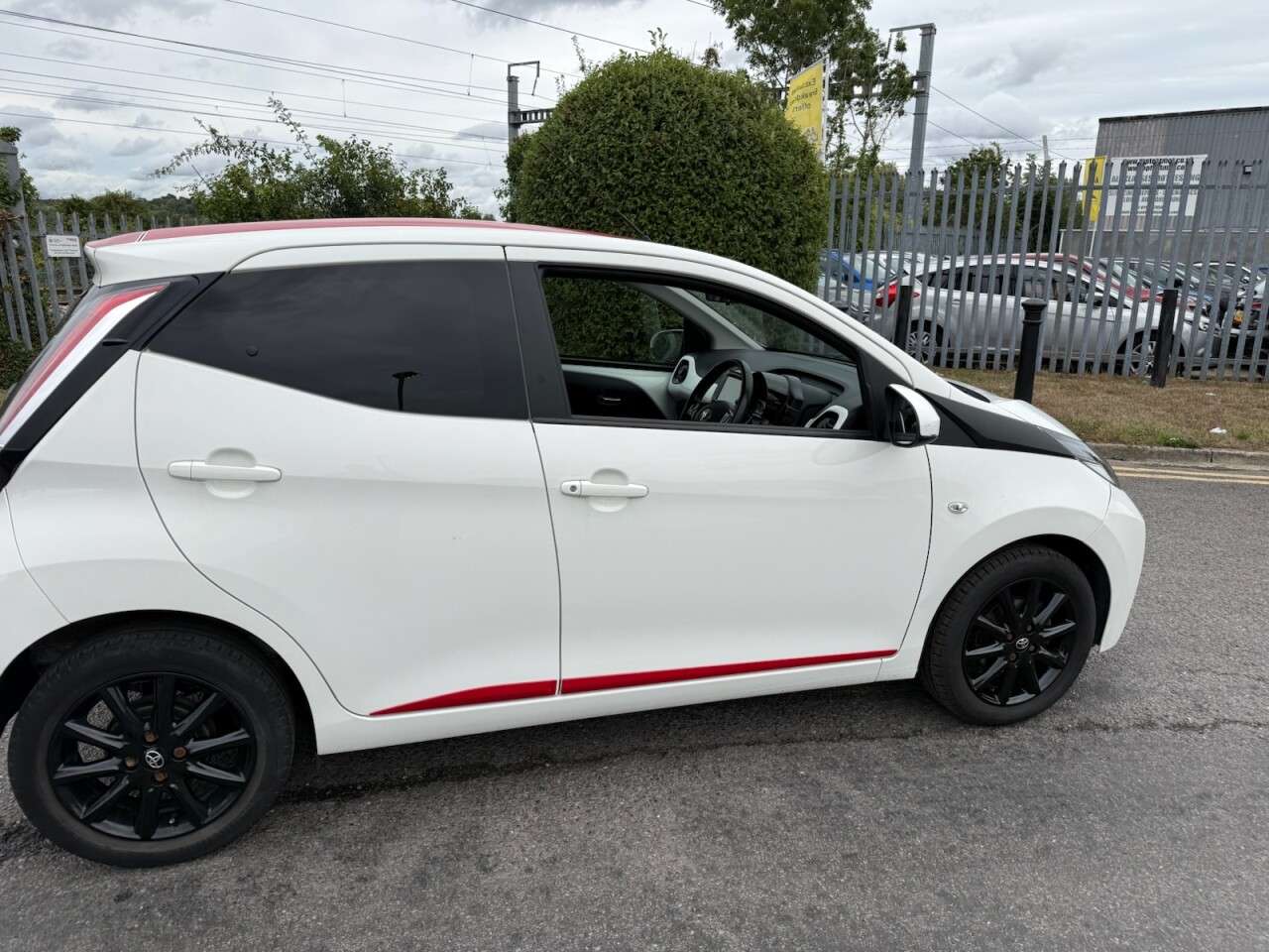 2017 TOYOTA AYGO 2017 TOYOTA AYGO