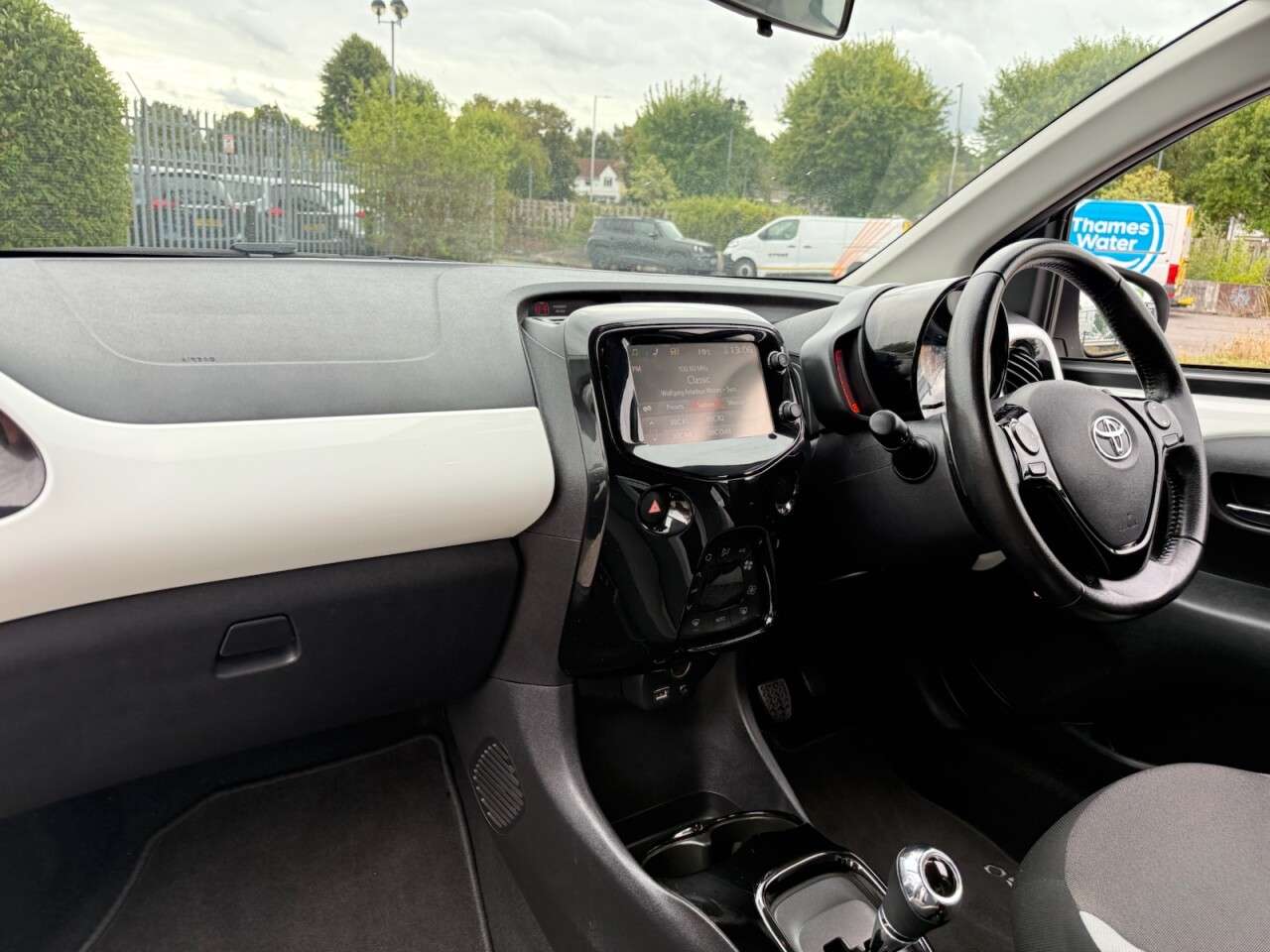 2017 TOYOTA AYGO 2017 TOYOTA AYGO