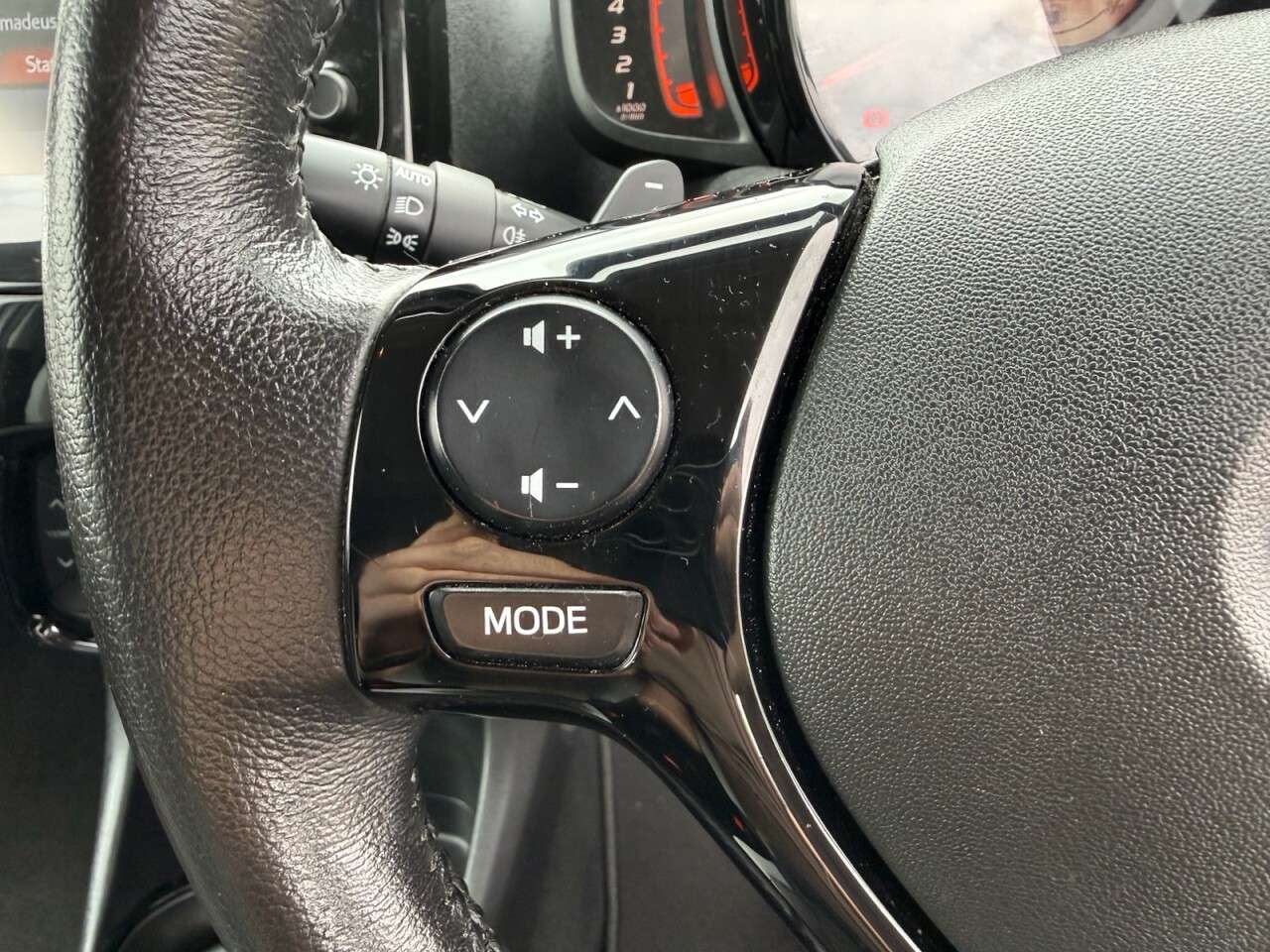 2017 TOYOTA AYGO 2017 TOYOTA AYGO