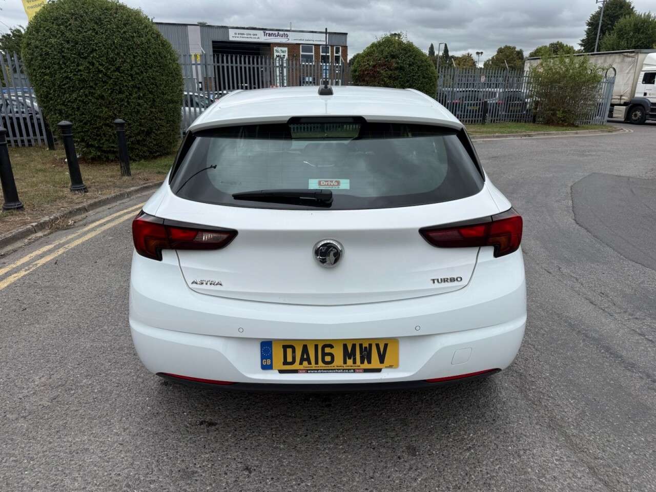 A 2016 VAUXHALL ASTRA 1.4i Turbo SRi Hatchback 5dr Petrol Auto Euro 6 (s/s) (150 ps) 12 Months MO A 2016 VAUXHALL ASTRA 1.4i Turbo SRi Hatchback 5dr Petrol Auto Euro 6 (s/s) (150 ps) 12 Months MO
