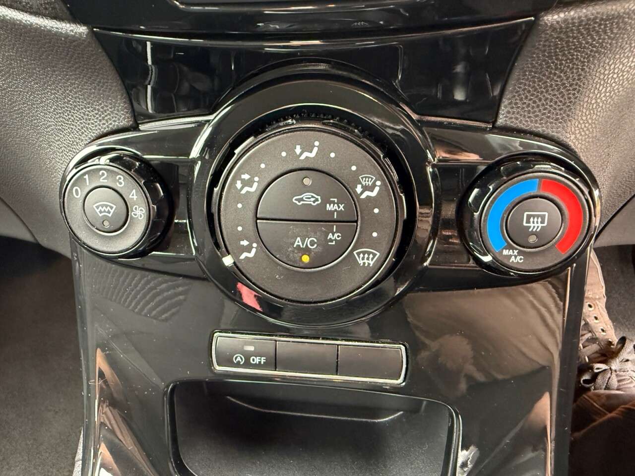2014 FORD FIESTA 2014 FORD FIESTA