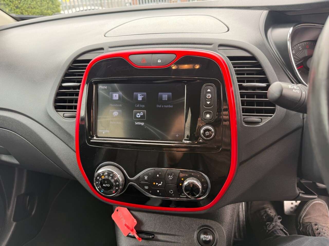 2017 RENAULT CAPTUR 2017 RENAULT CAPTUR