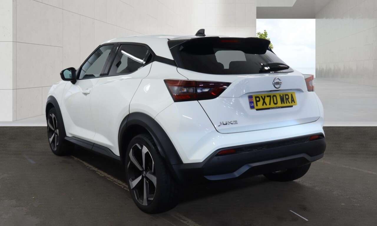 A 2020 NISSAN JUKE 1.0 DIG-T Tekna SUV 5dr Petrol Manual Euro 6 (s/s) (114 ps) Economical .Hat A 2020 NISSAN JUKE 1.0 DIG-T Tekna SUV 5dr Petrol Manual Euro 6 (s/s) (114 ps) Economical .Hat