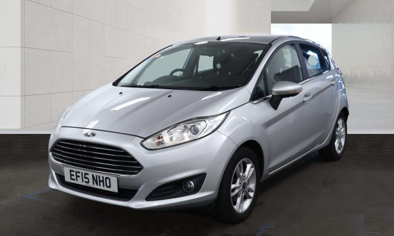 A 2015 FORD FIESTA 1.0T EcoBoost Zetec Hatchback 5dr Petrol Powershift Euro 6 (100 ps) Economi A 2015 FORD FIESTA 1.0T EcoBoost Zetec Hatchback 5dr Petrol Powershift Euro 6 (100 ps) Economi