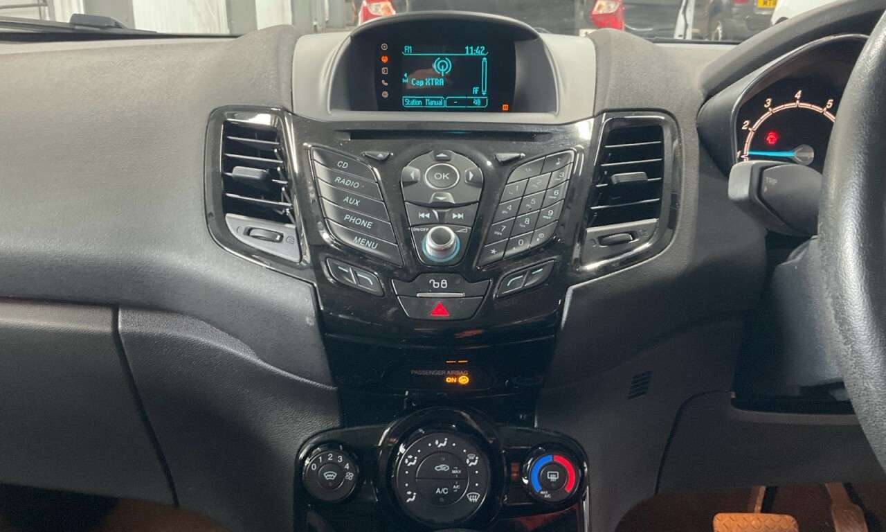 2015 FORD FIESTA 2015 FORD FIESTA