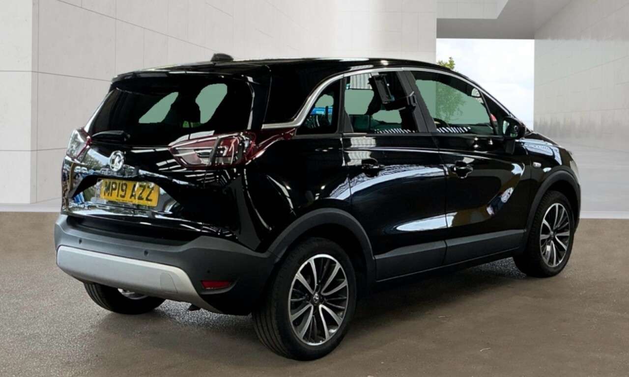 A 2019 VAUXHALL CROSSLAND X 1.2 Turbo GPF Elite Nav SUV 5dr Petrol Auto Euro 6 (s/s) (110 ps) Economica A 2019 VAUXHALL CROSSLAND X 1.2 Turbo GPF Elite Nav SUV 5dr Petrol Auto Euro 6 (s/s) (110 ps) Economica