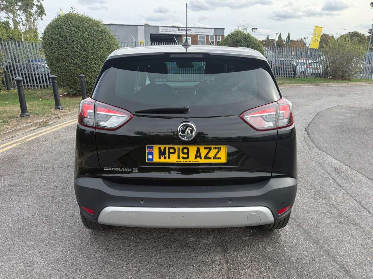 A 2019 VAUXHALL CROSSLAND X 1.2 Turbo GPF Elite Nav SUV 5dr Petrol Auto Euro 6 (s/s) (110 ps) Economica A 2019 VAUXHALL CROSSLAND X 1.2 Turbo GPF Elite Nav SUV 5dr Petrol Auto Euro 6 (s/s) (110 ps) Economica