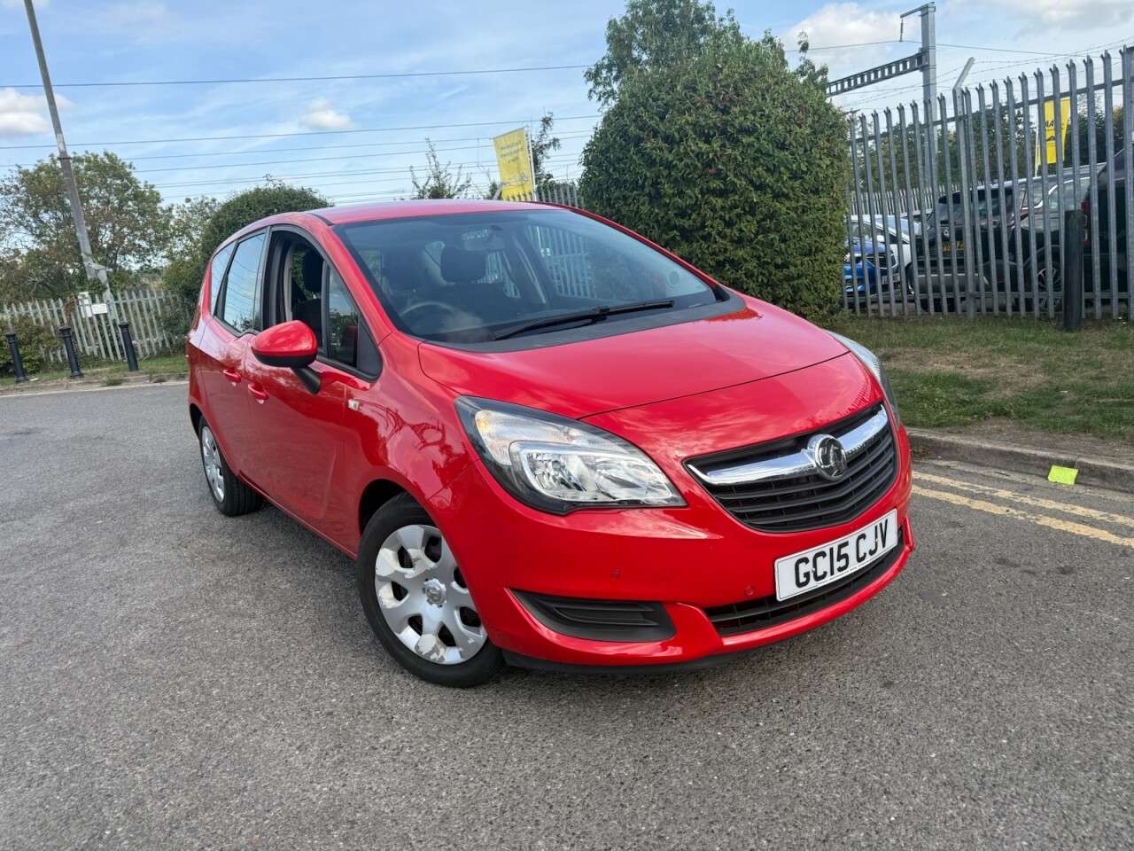 A 2015 VAUXHALL MERIVA 1.4i Turbo Exclusiv MPV 5dr Petrol Auto Euro 6 (120 ps) Economical .Hatchba A 2015 VAUXHALL MERIVA 1.4i Turbo Exclusiv MPV 5dr Petrol Auto Euro 6 (120 ps) Economical .Hatchba
