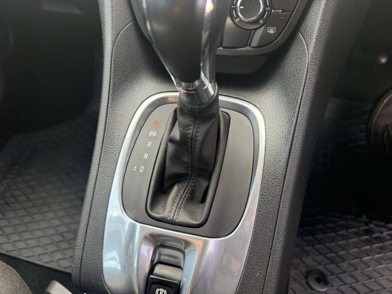 2015 VAUXHALL MERIVA 2015 VAUXHALL MERIVA