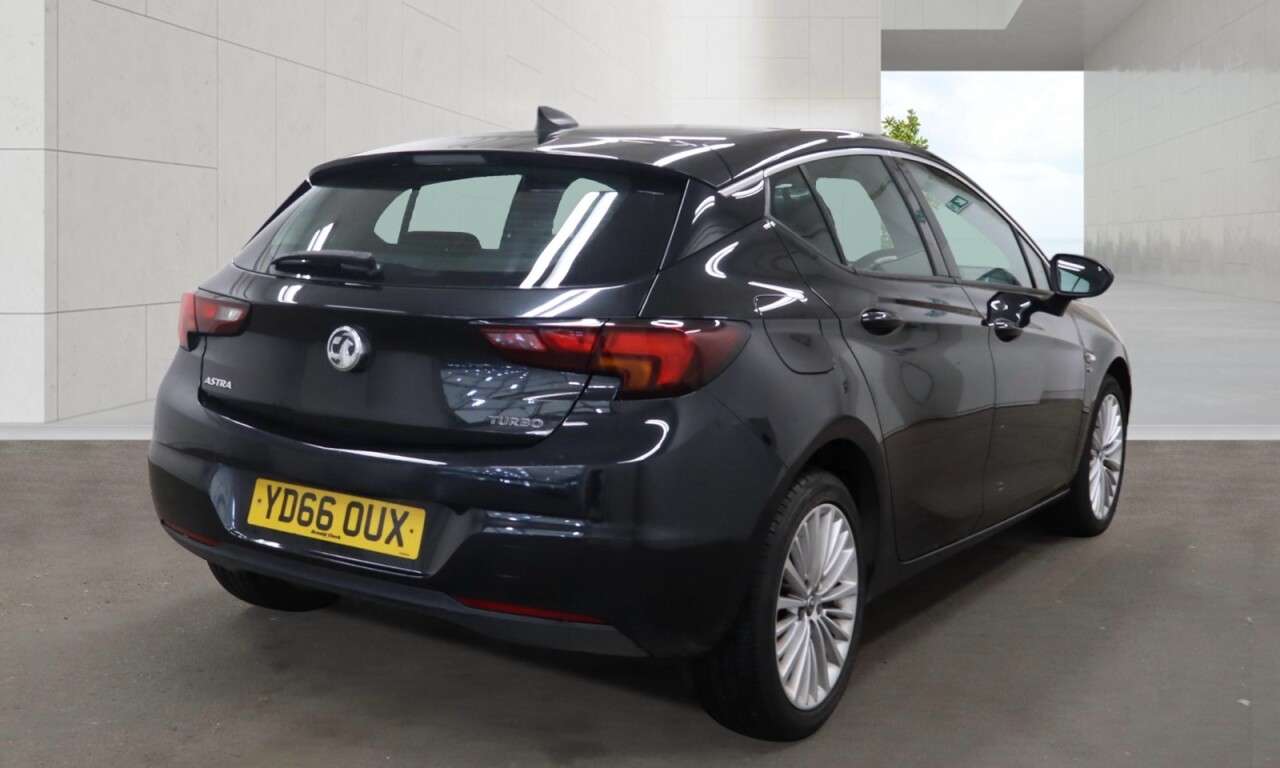 A 2016 VAUXHALL ASTRA 1.4i Turbo Elite Nav Hatchback 5dr Petrol Manual Euro 6 (150 ps) Economical A 2016 VAUXHALL ASTRA 1.4i Turbo Elite Nav Hatchback 5dr Petrol Manual Euro 6 (150 ps) Economical