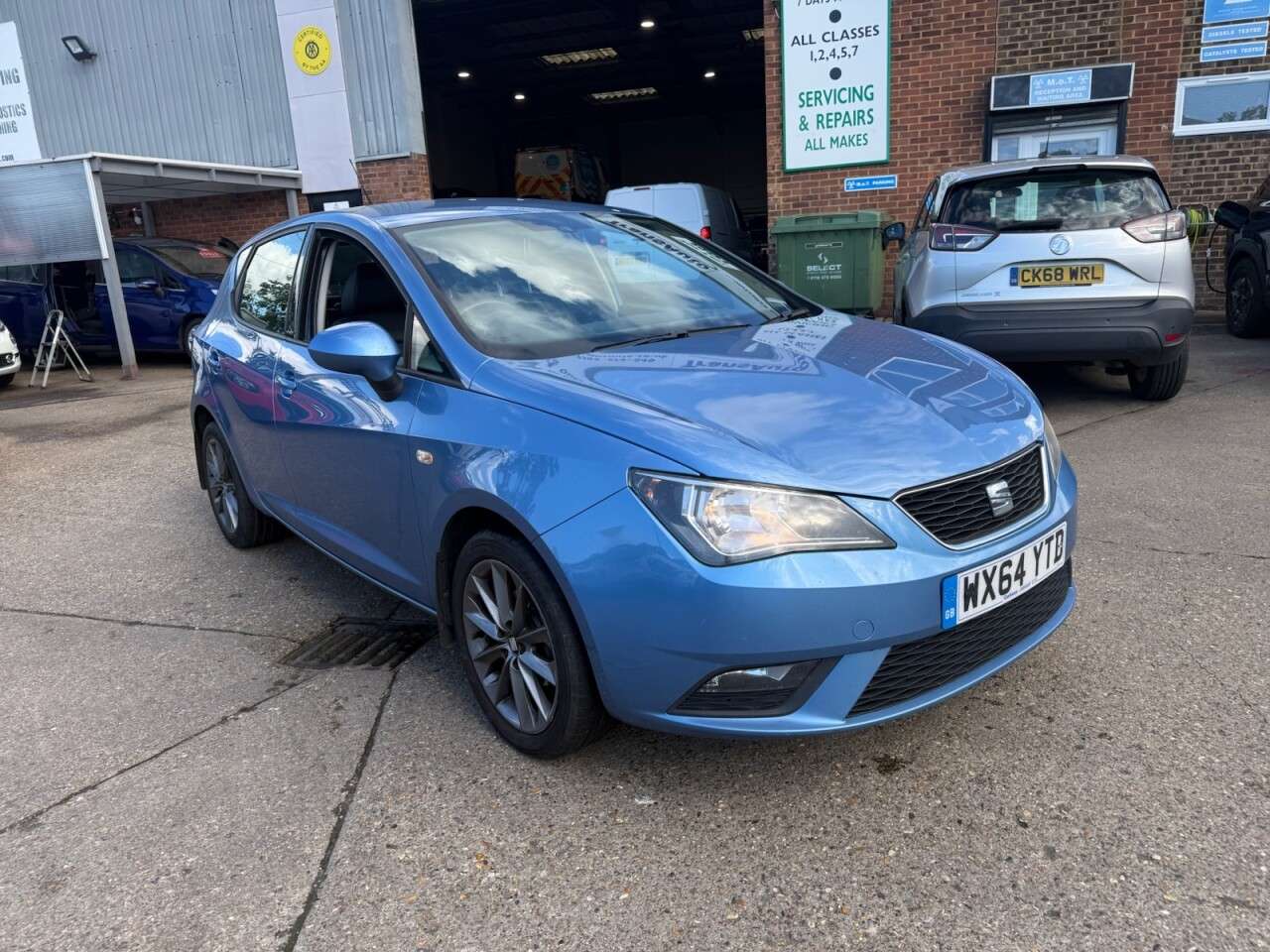 A 2014 SEAT IBIZA 1.2 TSI I TECH Hatchback 5dr Petrol Manual Euro 5 (105 ps) 12 Months MOT + A 2014 SEAT IBIZA 1.2 TSI I TECH Hatchback 5dr Petrol Manual Euro 5 (105 ps) 12 Months MOT +