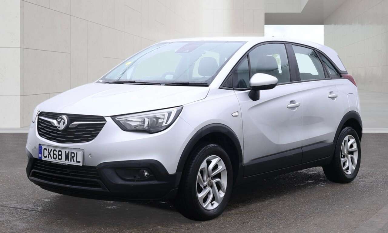 A 2018 VAUXHALL CROSSLAND X 1.2 Turbo GPF SE SUV 5dr Petrol Auto Euro 6 (s/s) (110 ps) Economical .Hatc A 2018 VAUXHALL CROSSLAND X 1.2 Turbo GPF SE SUV 5dr Petrol Auto Euro 6 (s/s) (110 ps) Economical .Hatc