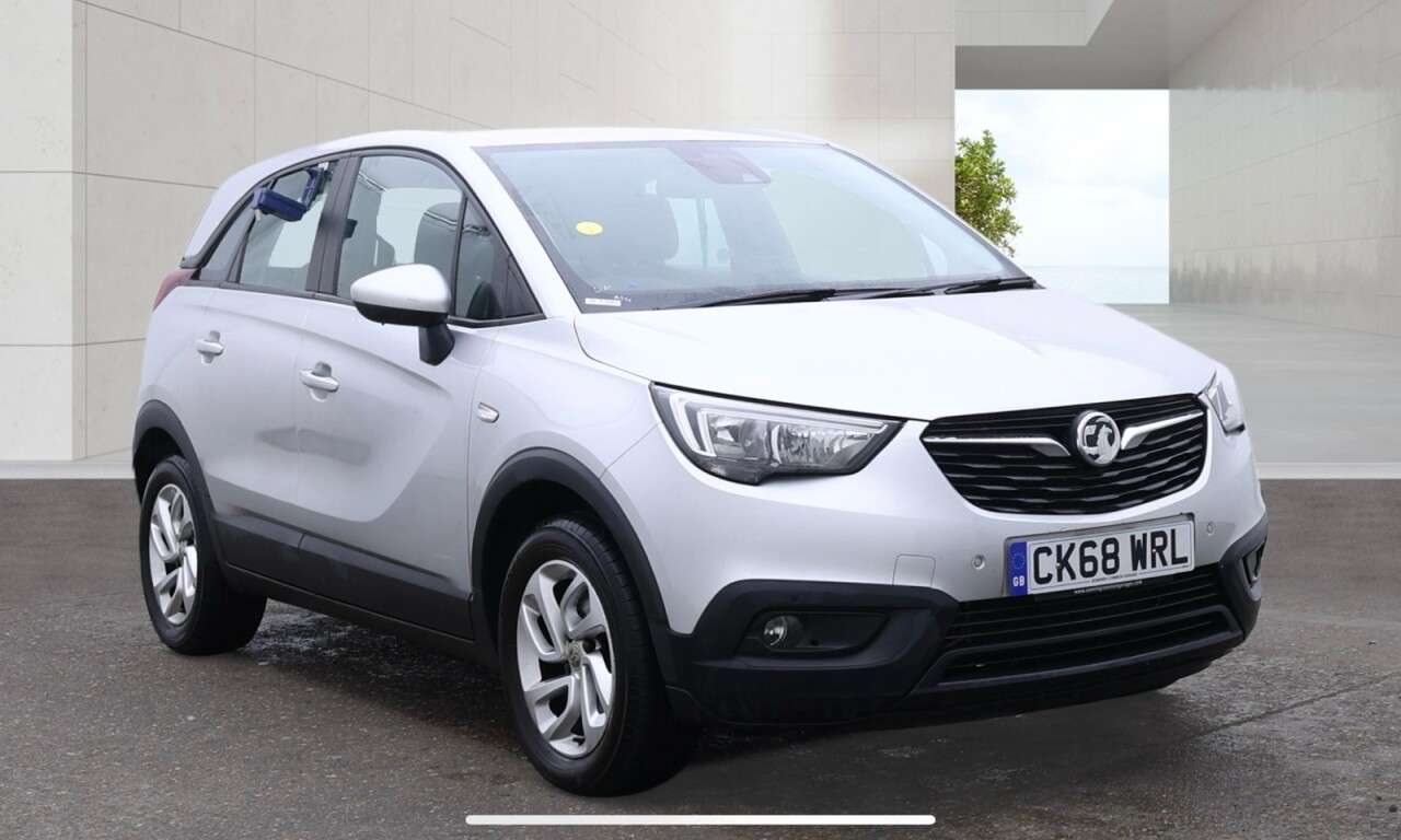 A 2018 VAUXHALL CROSSLAND X 1.2 Turbo GPF SE SUV 5dr Petrol Auto Euro 6 (s/s) (110 ps) Economical .Hatc A 2018 VAUXHALL CROSSLAND X 1.2 Turbo GPF SE SUV 5dr Petrol Auto Euro 6 (s/s) (110 ps) Economical .Hatc