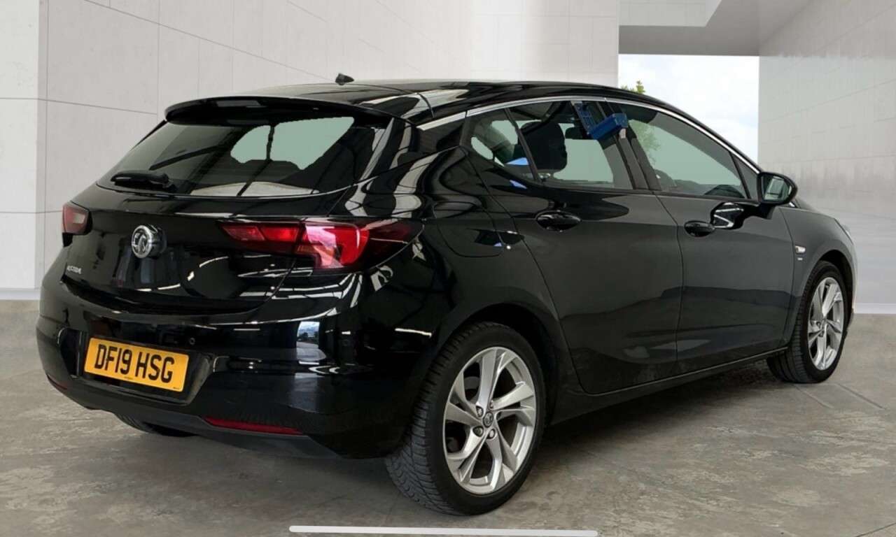 A 2019 VAUXHALL ASTRA 1.4i Turbo GPF SRi Hatchback 5dr Petrol Auto Euro 6 (s/s) (150 ps) Economic A 2019 VAUXHALL ASTRA 1.4i Turbo GPF SRi Hatchback 5dr Petrol Auto Euro 6 (s/s) (150 ps) Economic