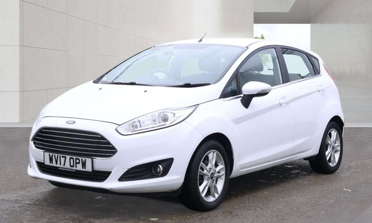 A 2017 FORD FIESTA 1.0T EcoBoost Zetec Hatchback 5dr Petrol Manual Euro 6 (s/s) (100 ps) Econo A 2017 FORD FIESTA 1.0T EcoBoost Zetec Hatchback 5dr Petrol Manual Euro 6 (s/s) (100 ps) Econo