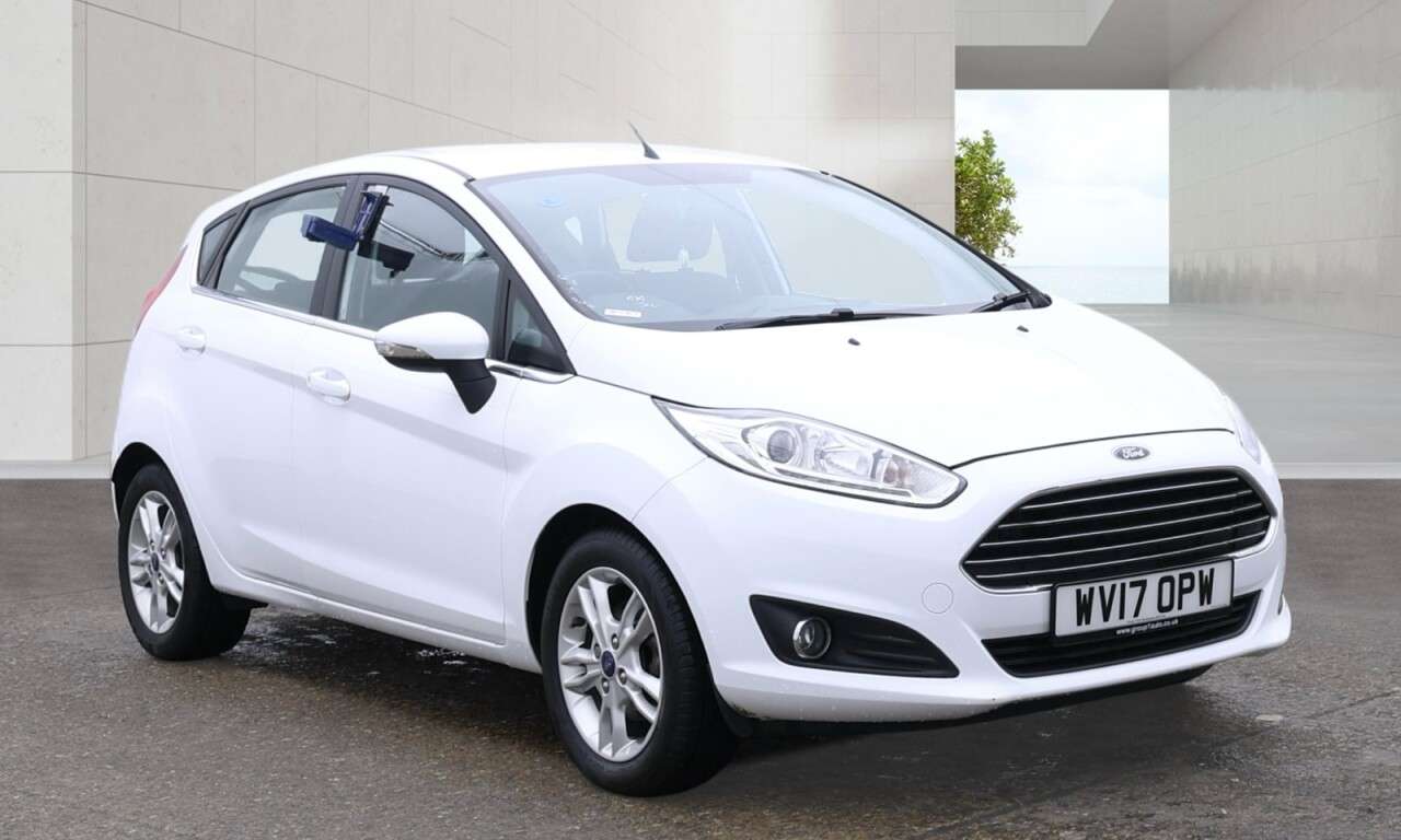 A 2017 FORD FIESTA 1.0T EcoBoost Zetec Hatchback 5dr Petrol Manual Euro 6 (s/s) (100 ps) Econo A 2017 FORD FIESTA 1.0T EcoBoost Zetec Hatchback 5dr Petrol Manual Euro 6 (s/s) (100 ps) Econo