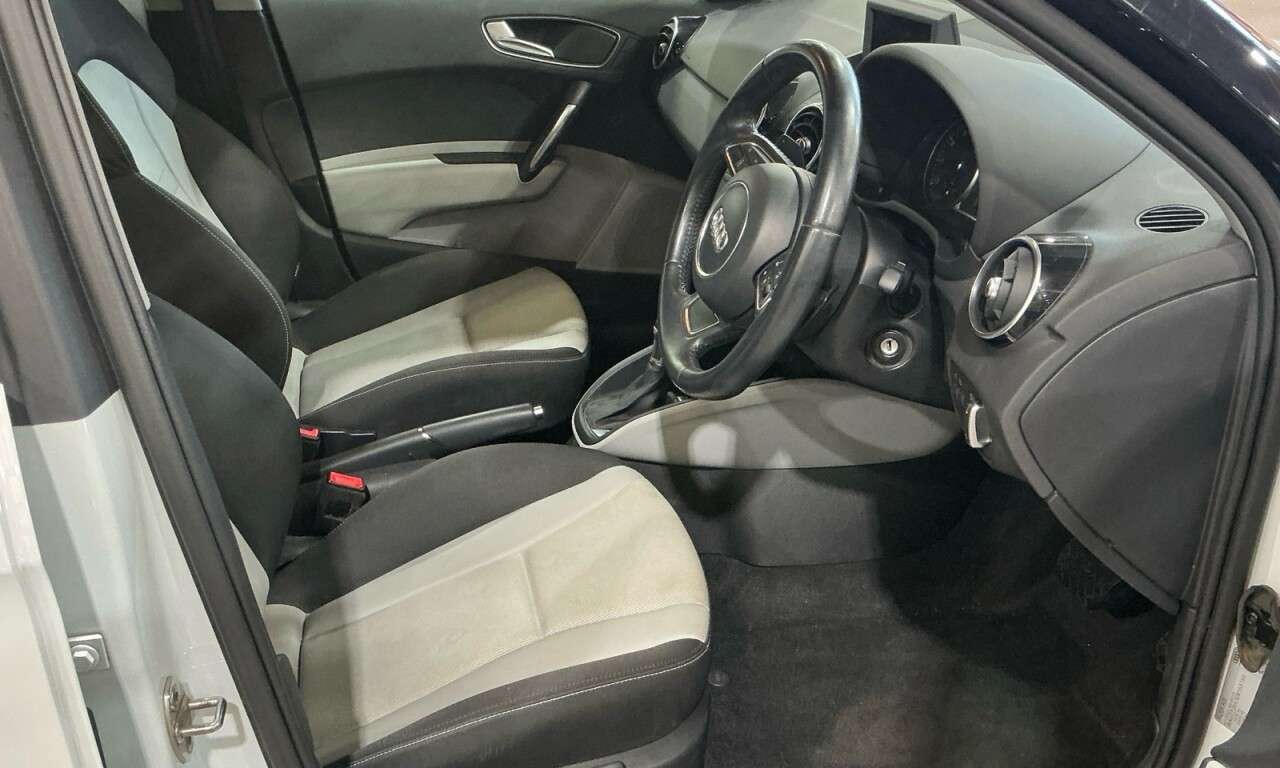 2014 AUDI A1 2014 AUDI A1