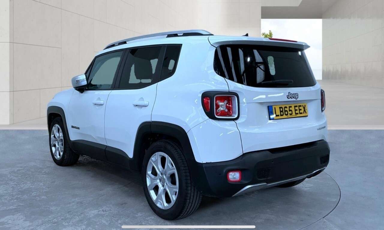 A 2016 JEEP RENEGADE 1.4T MultiAirII Limited SUV 5dr Petrol DDCT Euro 6 (s/s) (140 ps) Leather, A 2016 JEEP RENEGADE 1.4T MultiAirII Limited SUV 5dr Petrol DDCT Euro 6 (s/s) (140 ps) Leather,